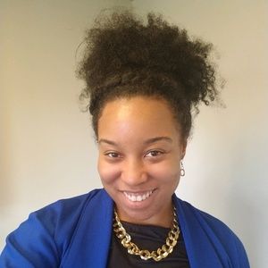 Meet your Posher, Julia